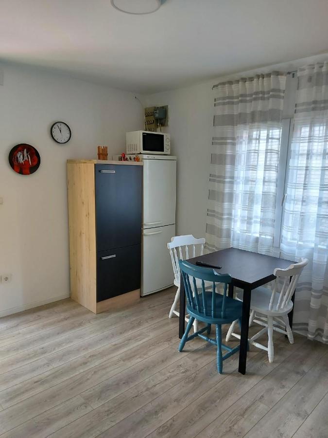 Apartman Alka Zaboric Exterior foto